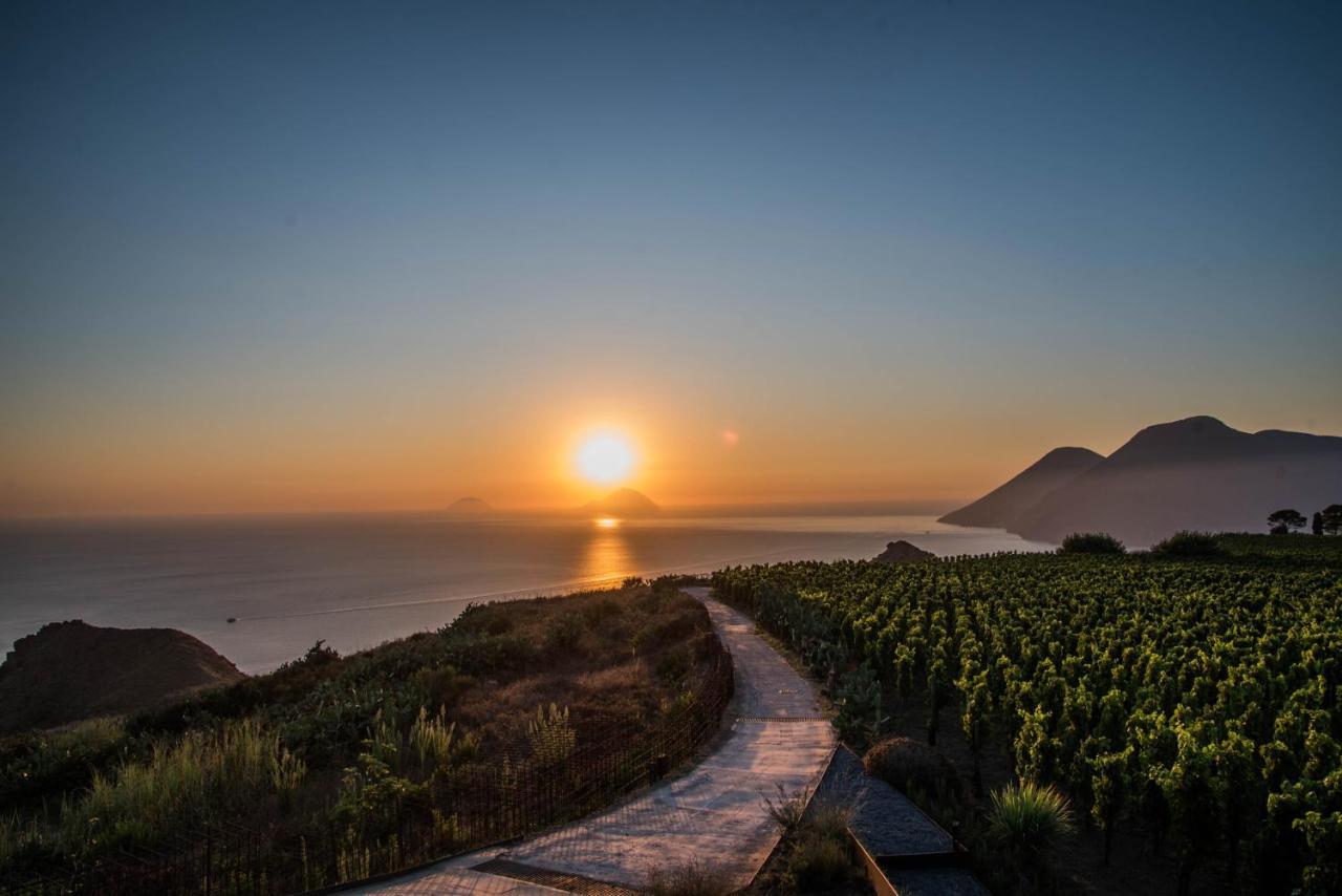 Tenuta Di Castellaro Winery & Resort Λίπαρι Εξωτερικό φωτογραφία
